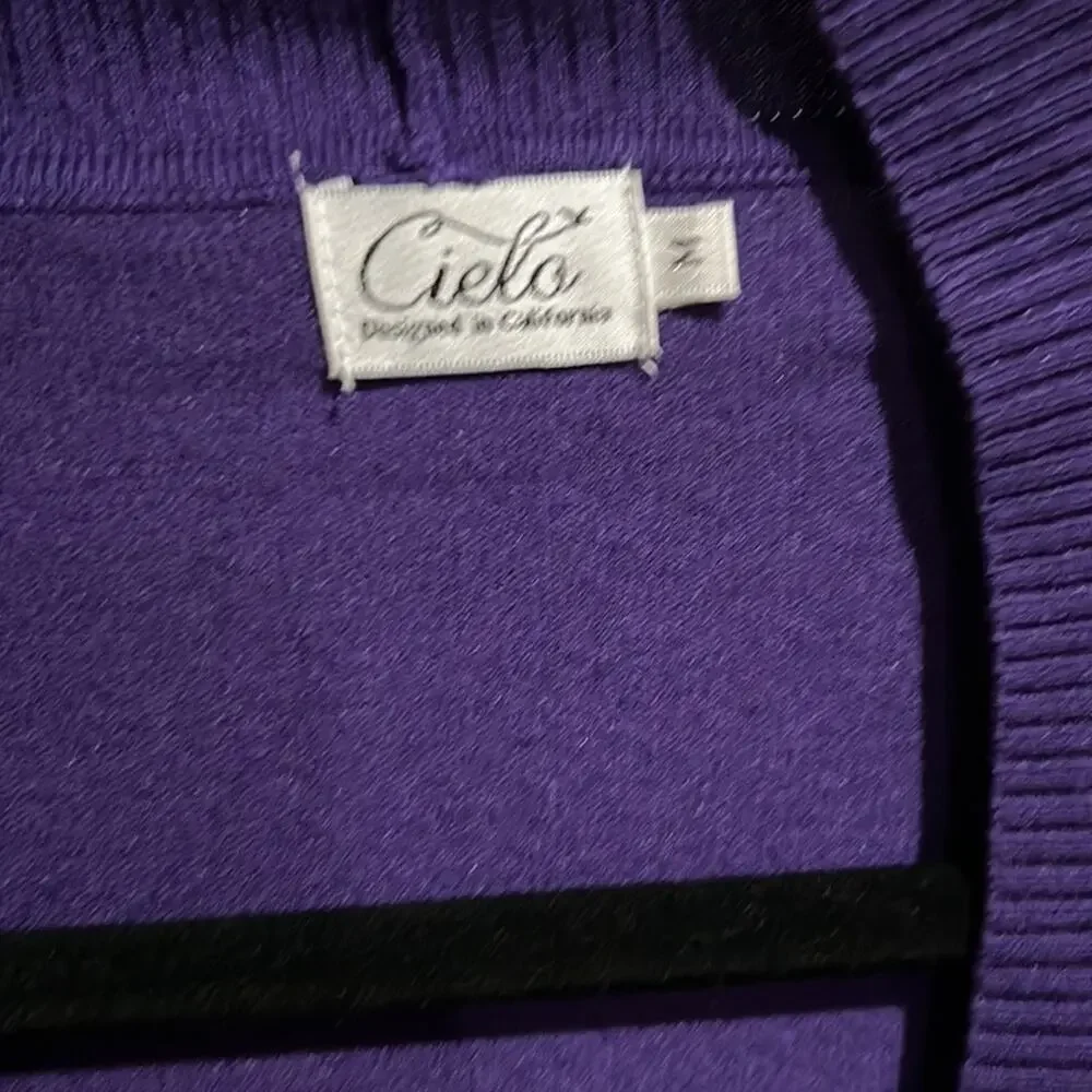 Cielo Cardigan with pockets Purple Women’s Size Medium Beautiful color